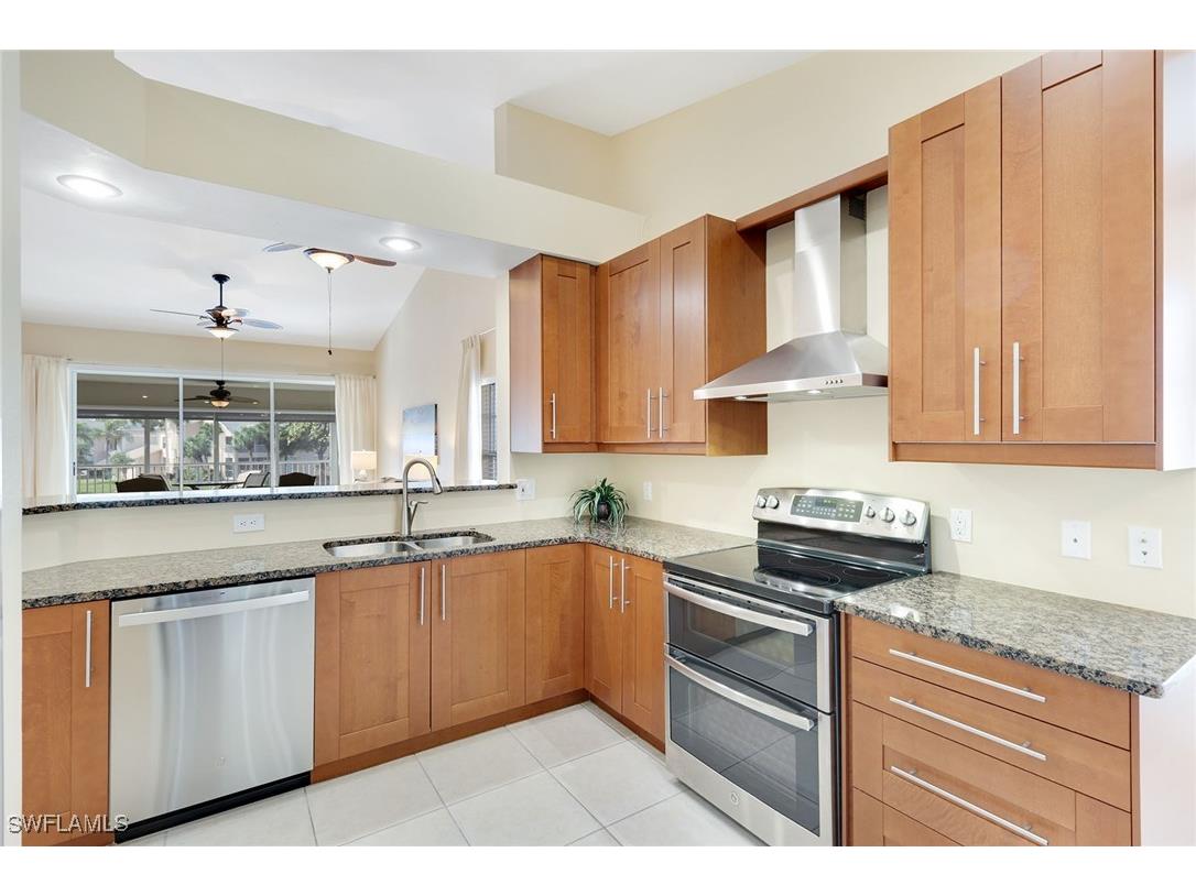 752 Wiggins Lake Drive #202 Naples FL 34110 225083612 image18