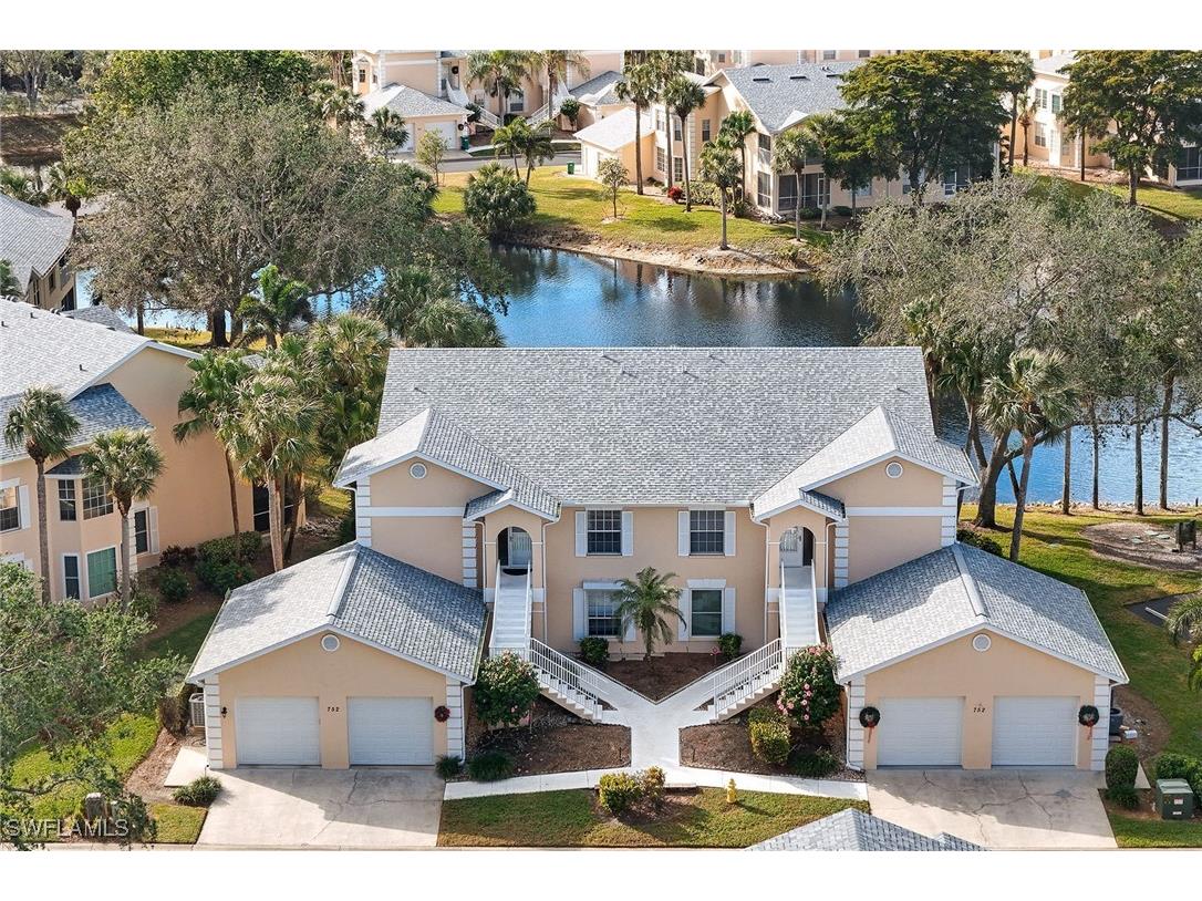 752 Wiggins Lake Drive #202 Naples FL 34110 225083612 image2