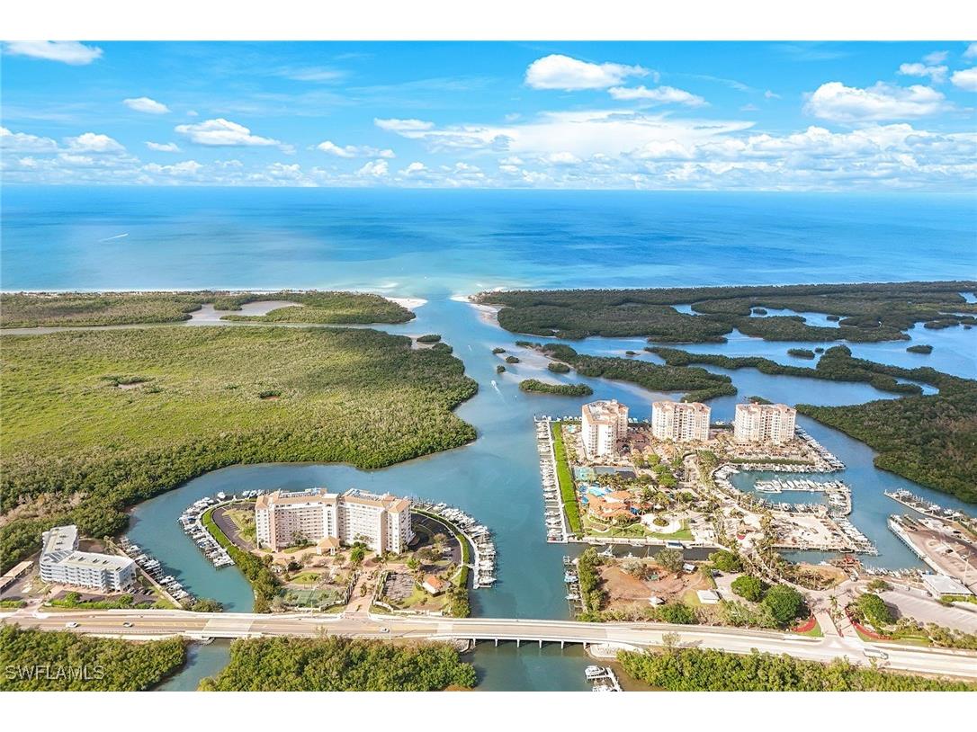 752 Wiggins Lake Drive #202 Naples FL 34110 225083612 image28