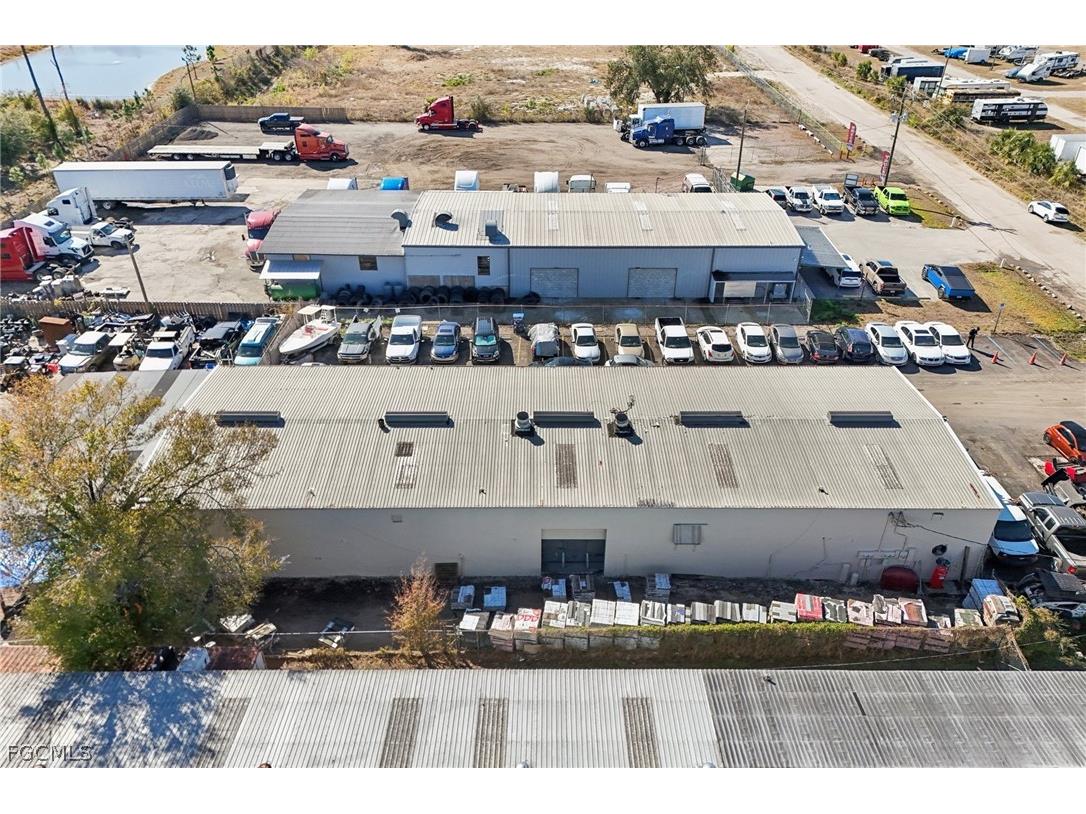 7521 Aluminum Road North Fort Myers FL 33903 2026009090 image17