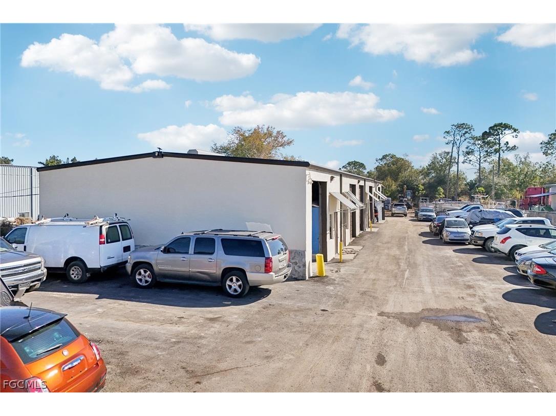 7521 Aluminum Road North Fort Myers FL 33903 2026009090 image9