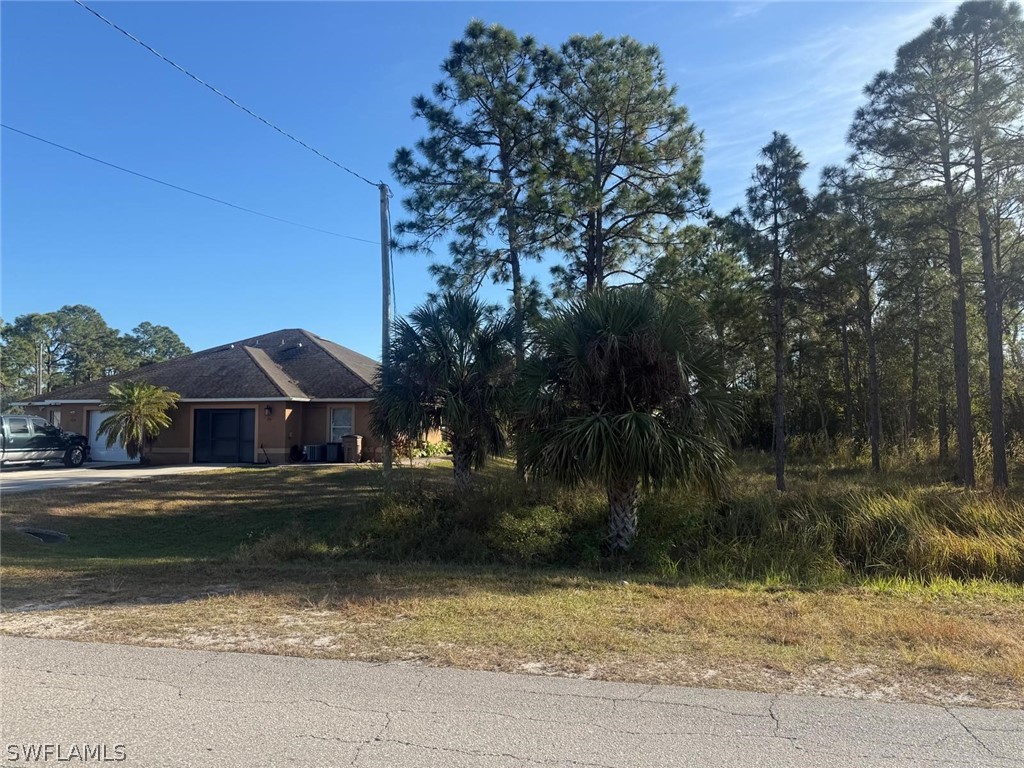 753/755 Eisenhower Boulevard Lehigh Acres FL 33974 226009958 image2