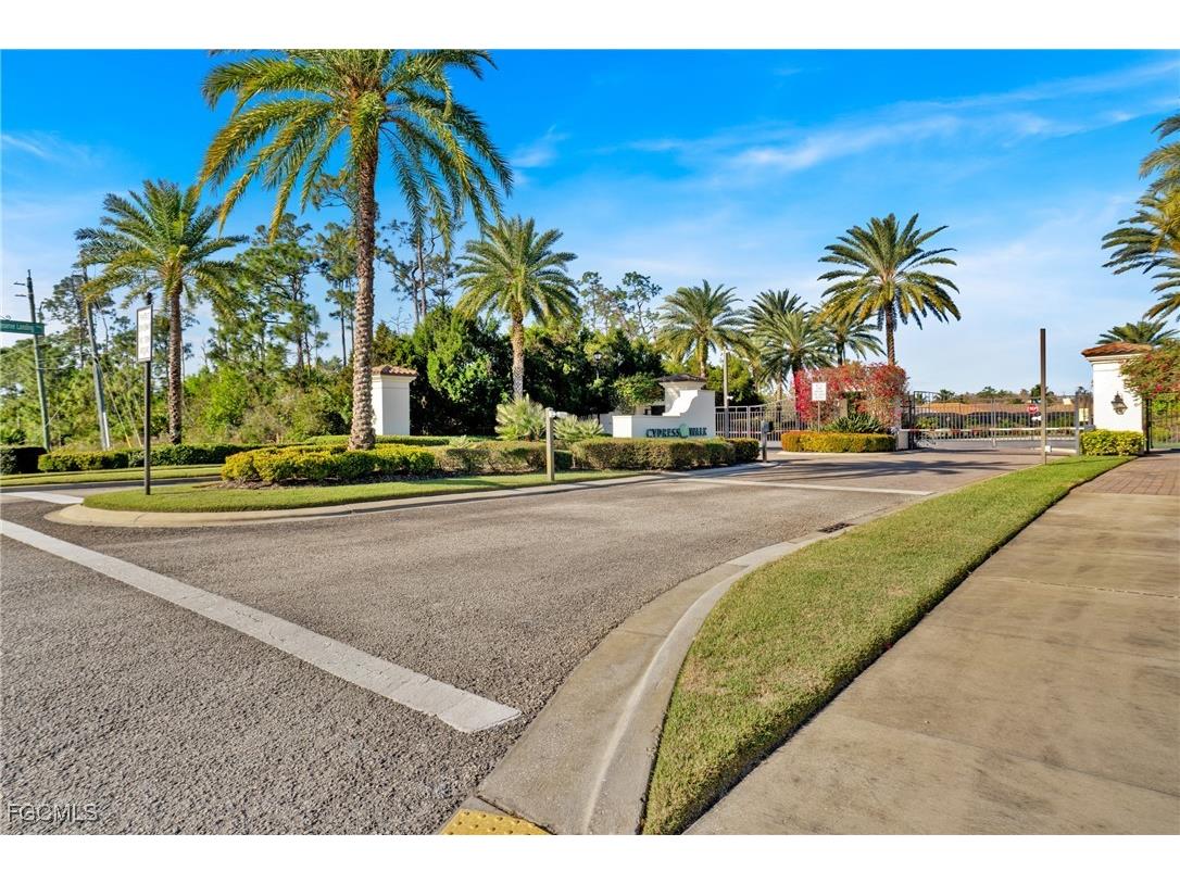 7530 Cypress Walk Drive Fort Myers FL 33966 2026004888 image34