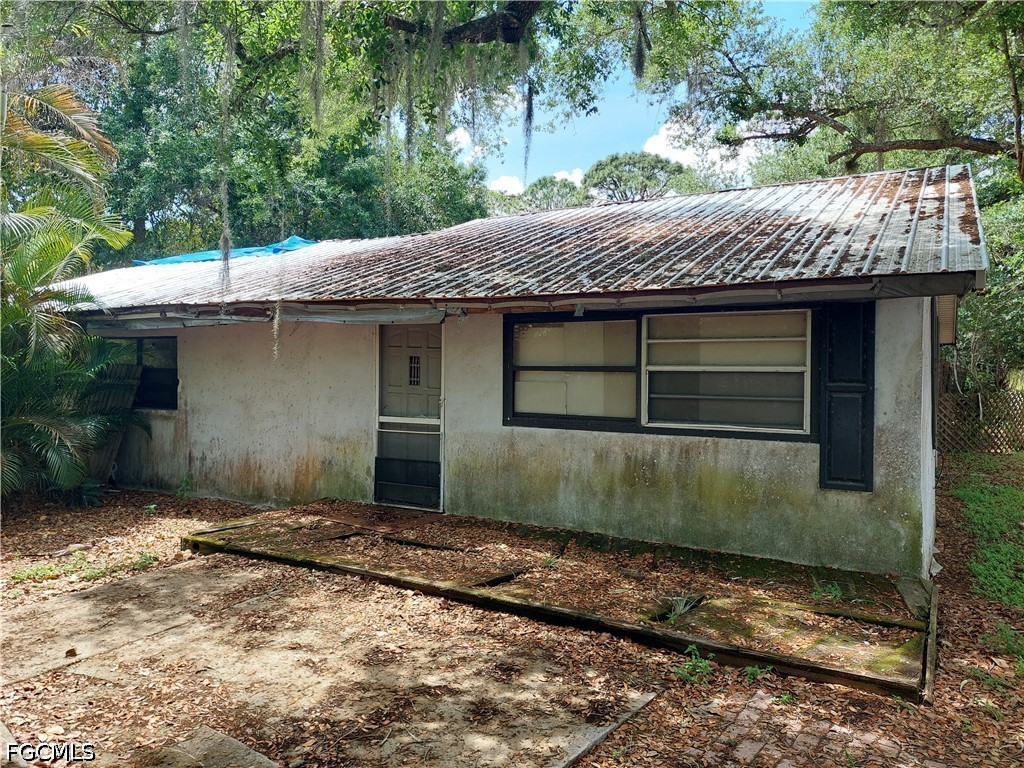 7534 Mcdaniel Drive North Fort Myers FL 33917 2026016390 image1