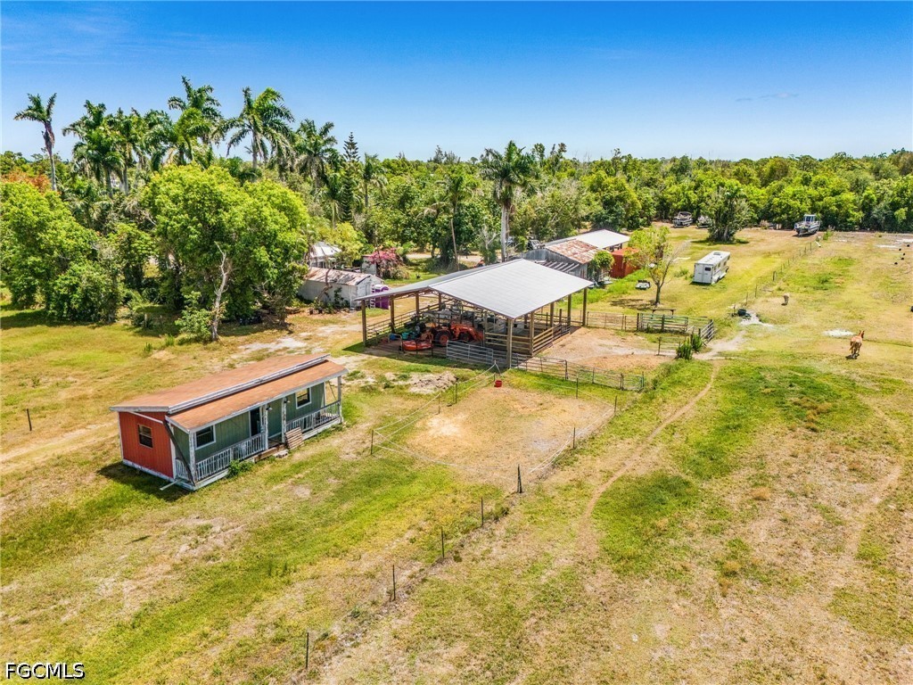 7535 Caloosa Drive Bokeelia FL 33922 2026022571 image5