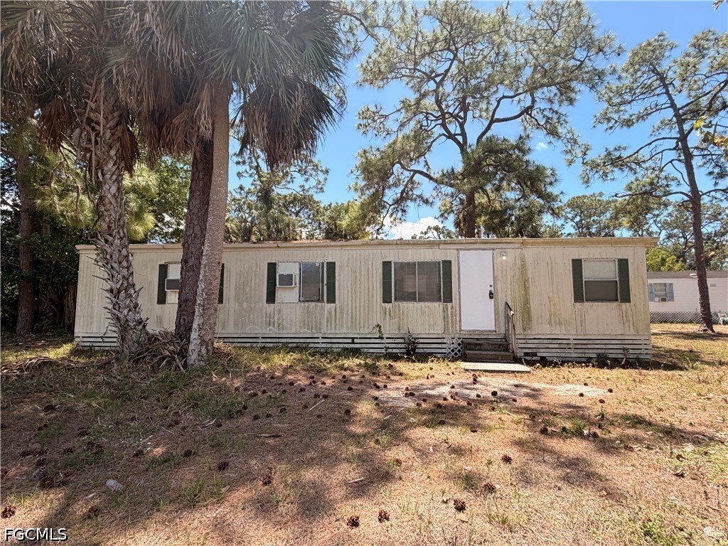 7535 Mcdaniel Drive North Fort Myers FL 33917 2026012345 image1