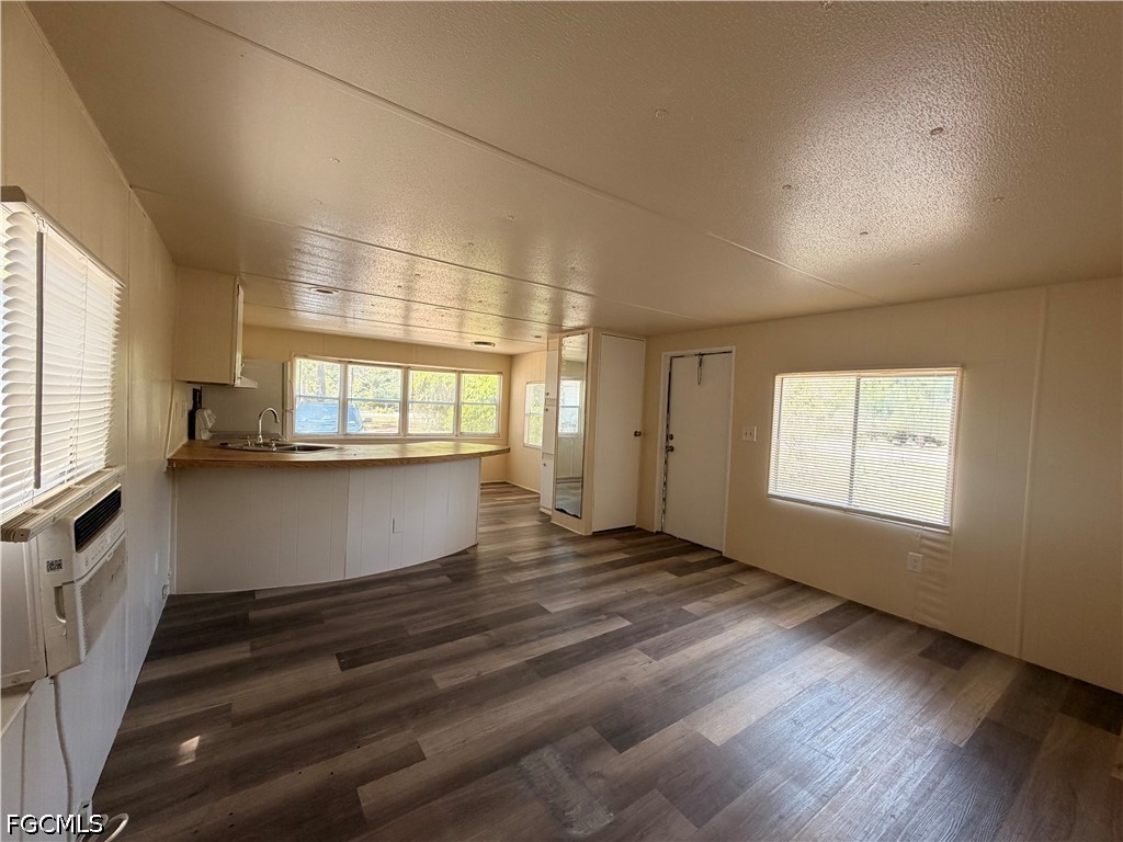 7535 Mcdaniel Drive North Fort Myers FL 33917 2026012345 image2