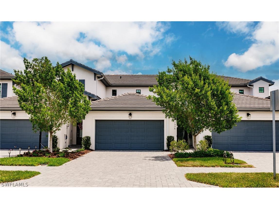 7536 Carnegie Way Naples FL 34119 224048659 image1