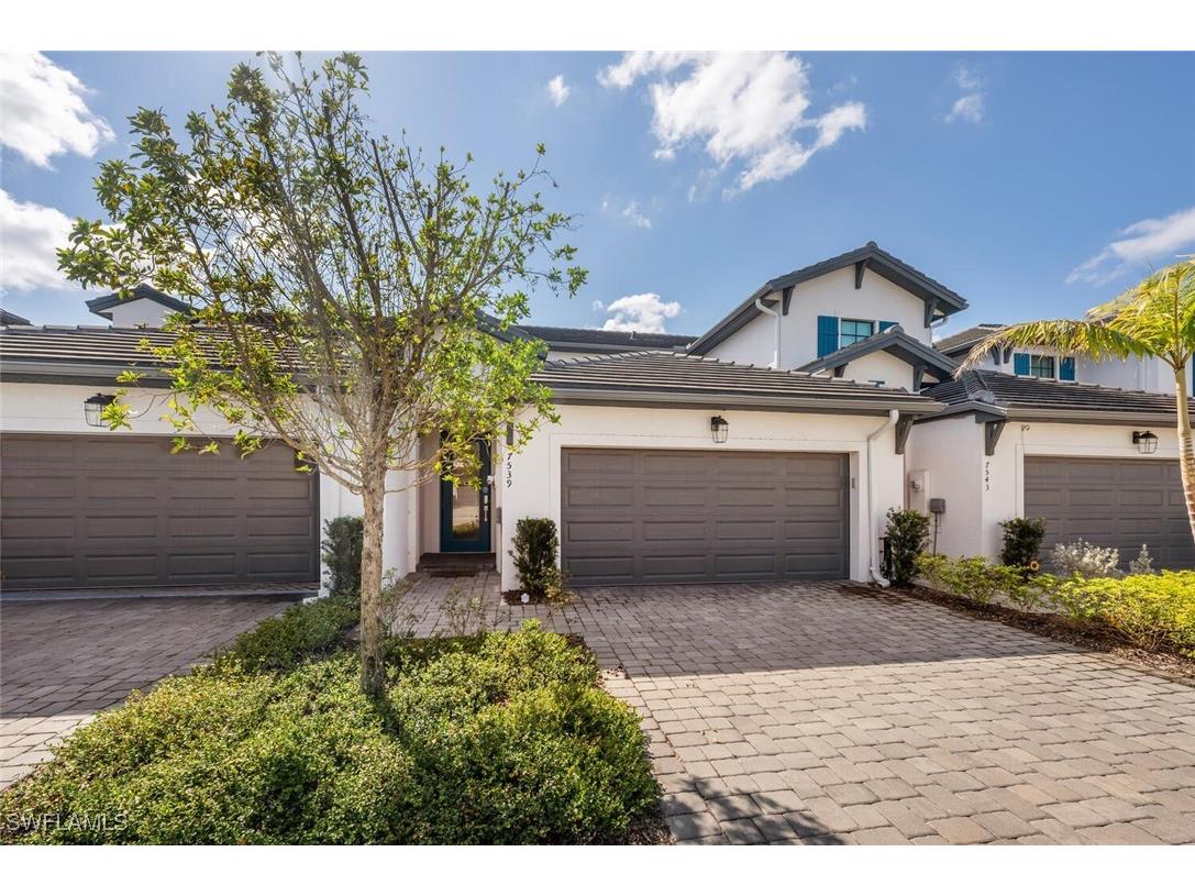 7539 Rockefeller Drive Naples FL 34119 225014757 image1