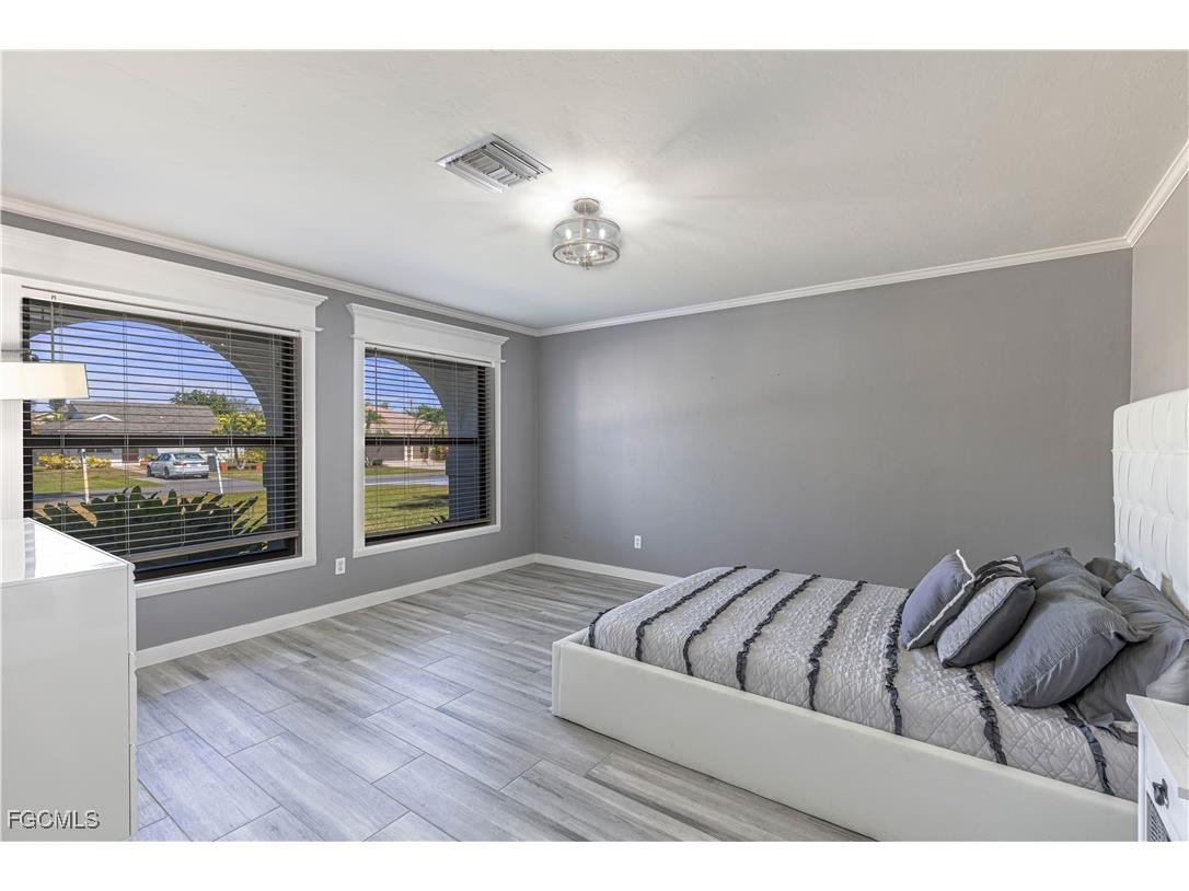 754 105th Avenue N Naples FL 34108 2026000992 image17