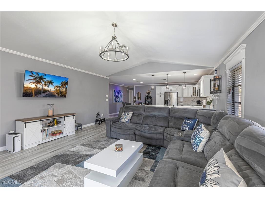 754 105th Avenue N Naples FL 34108 2026000992 image8