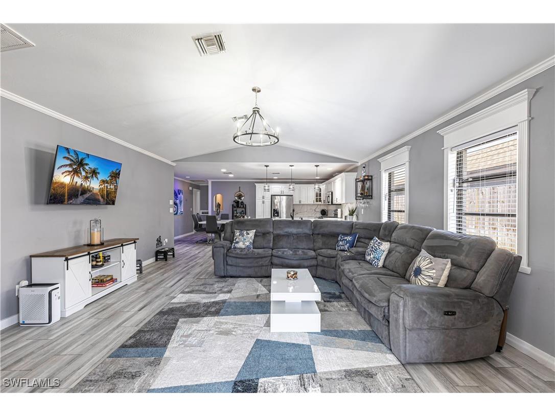 754 105th Avenue N Naples FL 34108 225061289 image11