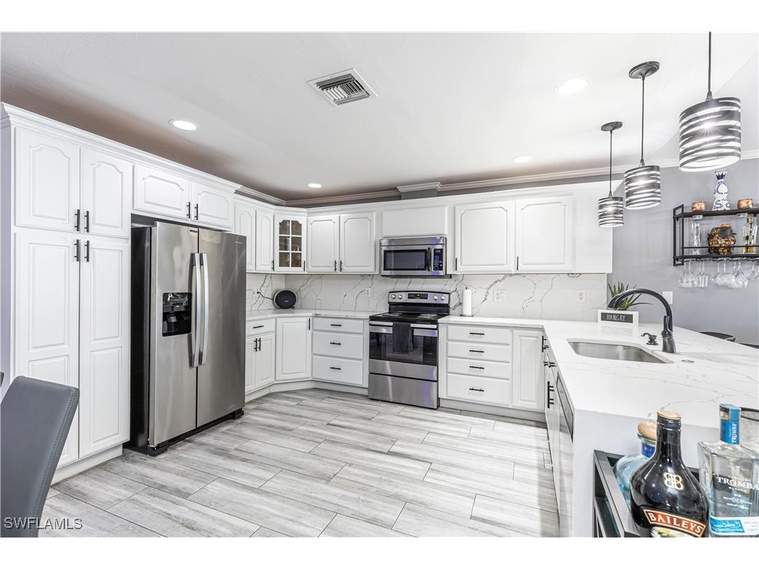 754 105th Avenue N Naples FL 34108 225061289 image7