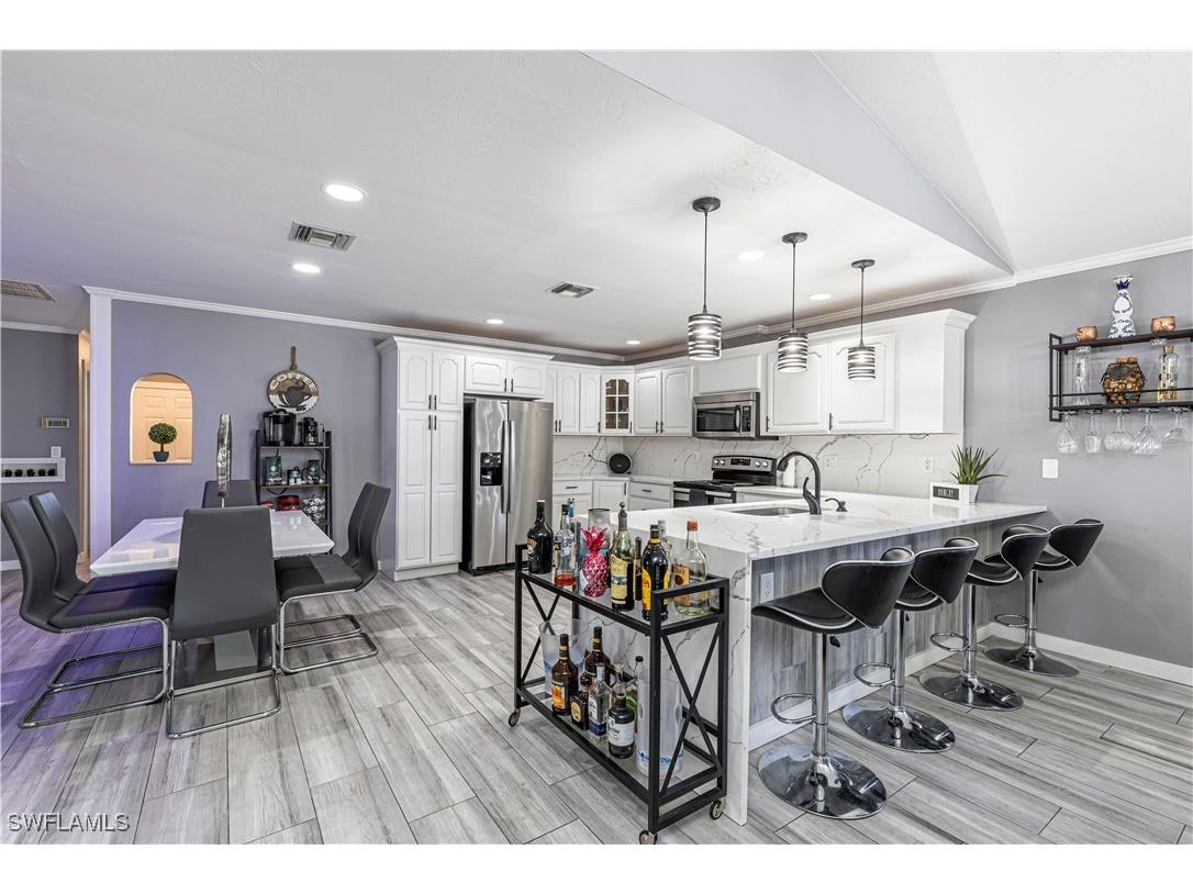 754 105th Avenue N Naples FL 34108 225061289 image8