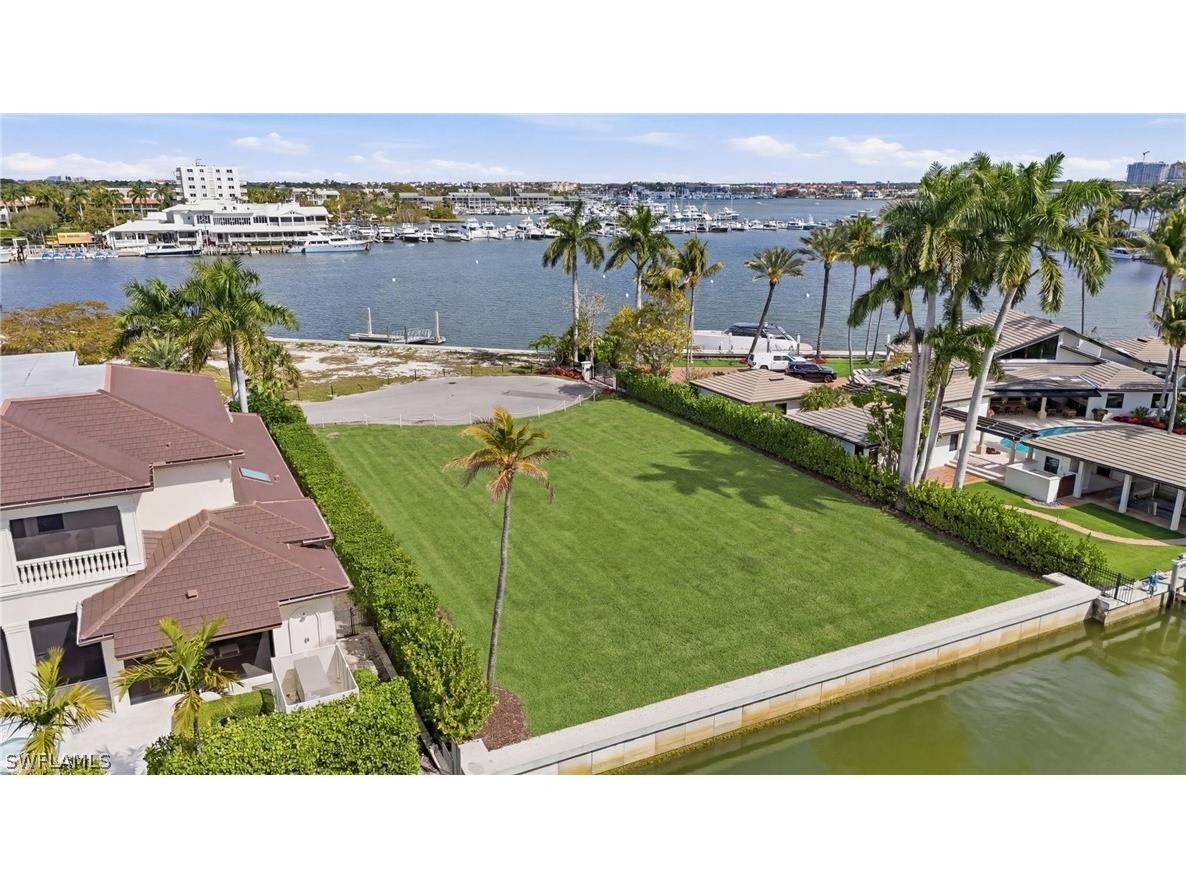 754 16th Avenue S Naples FL 34102 226009457 image13