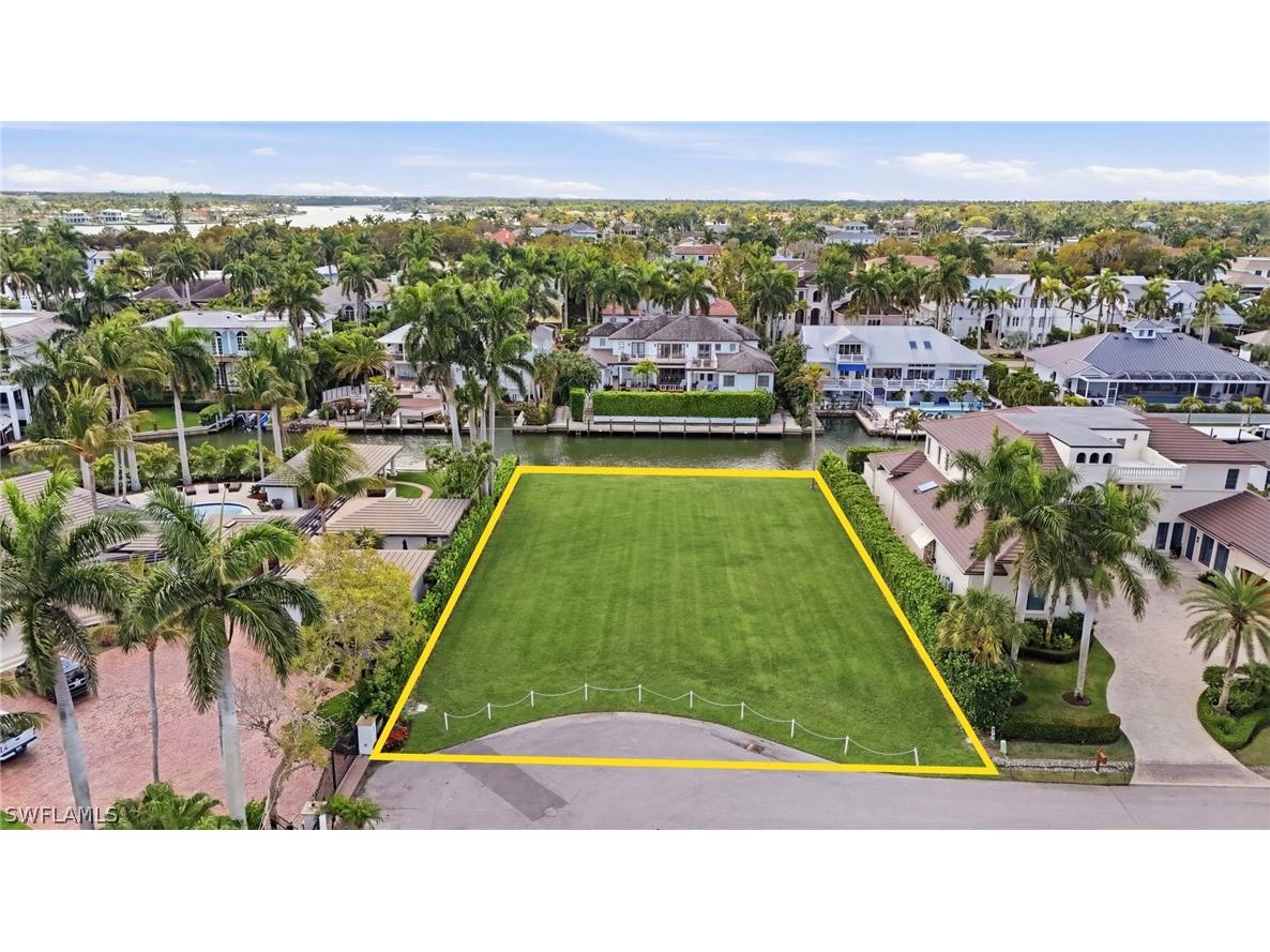 754 16th Avenue S Naples FL 34102 226009457 image2