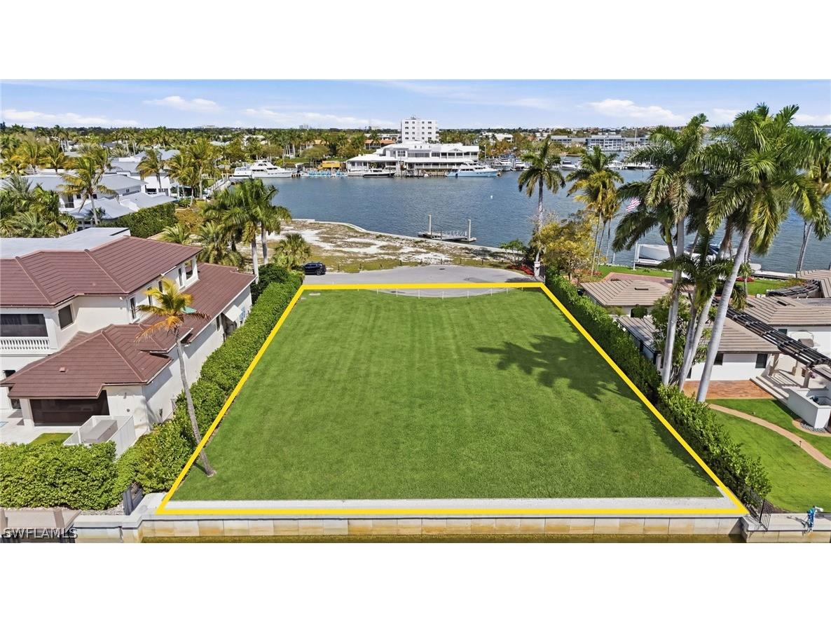 754 16th Avenue S Naples FL 34102 226009457 image3