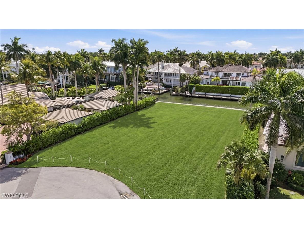 754 16th Avenue S Naples FL 34102 226009457 image5