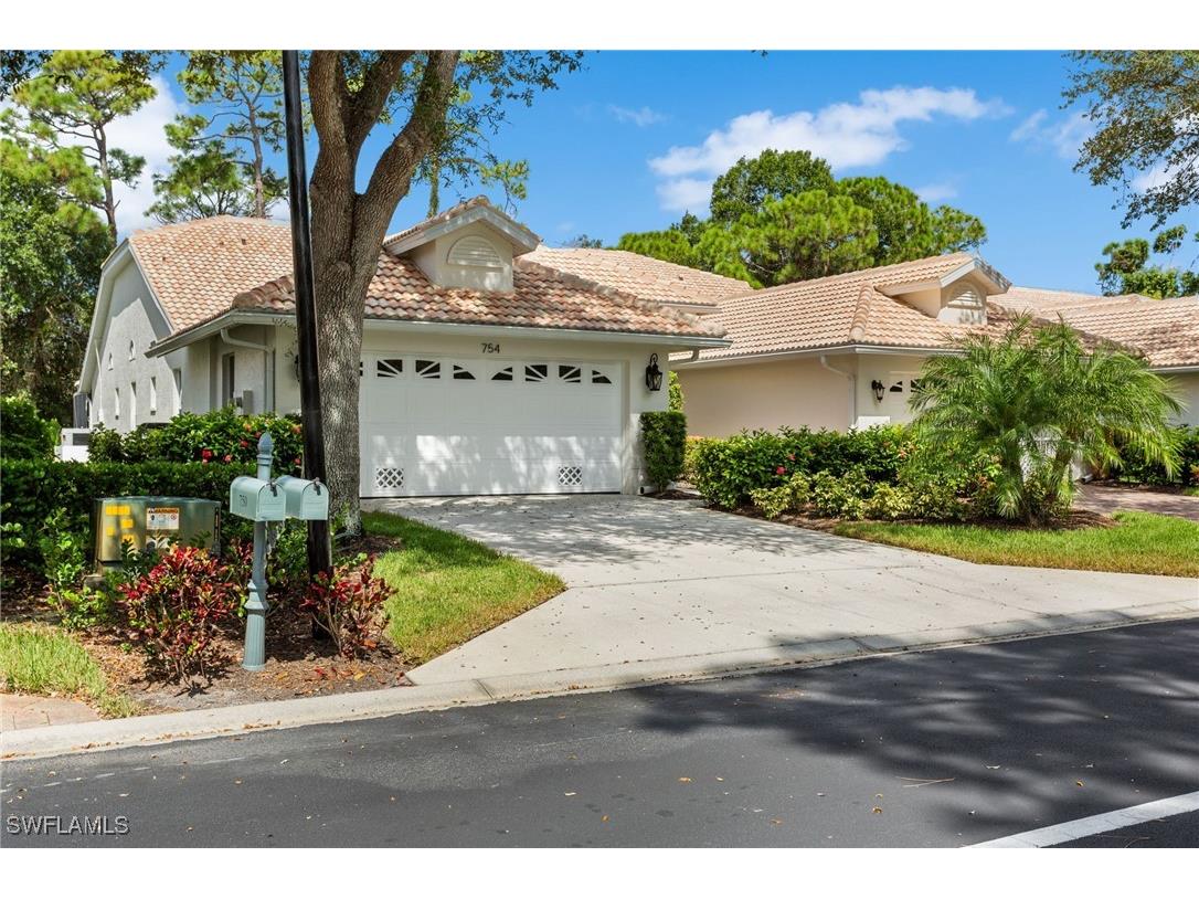 754 Wiggins Bay Drive Naples FL 34110 225068594 image1