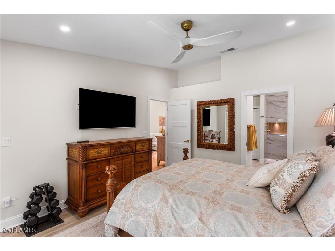 754 Wiggins Bay Drive Naples FL 34110 225068594 image14