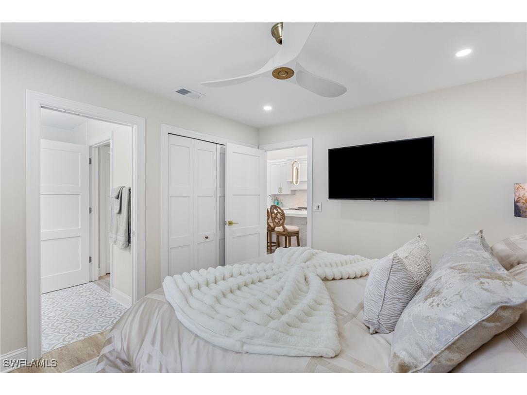 754 Wiggins Bay Drive Naples FL 34110 225068594 image19