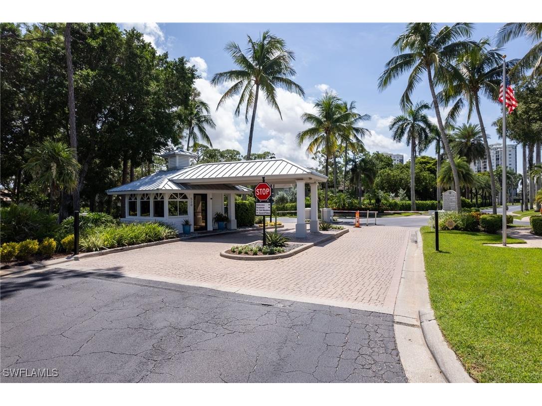 754 Wiggins Bay Drive Naples FL 34110 225068594 image31