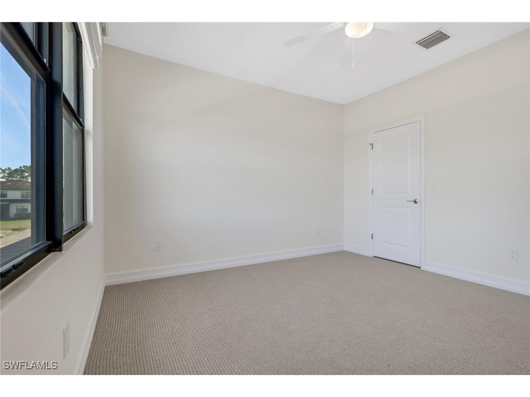 7540 Carnegie Way Naples FL 34119 226003905 image12