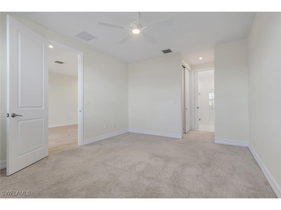 7540 Carnegie Way Naples FL 34119 226003905 image24