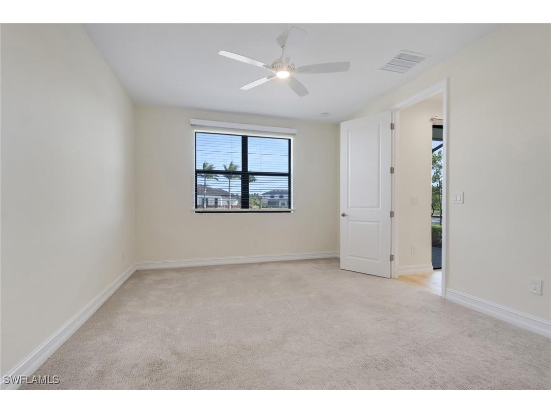 7540 Carnegie Way Naples FL 34119 226003905 image25
