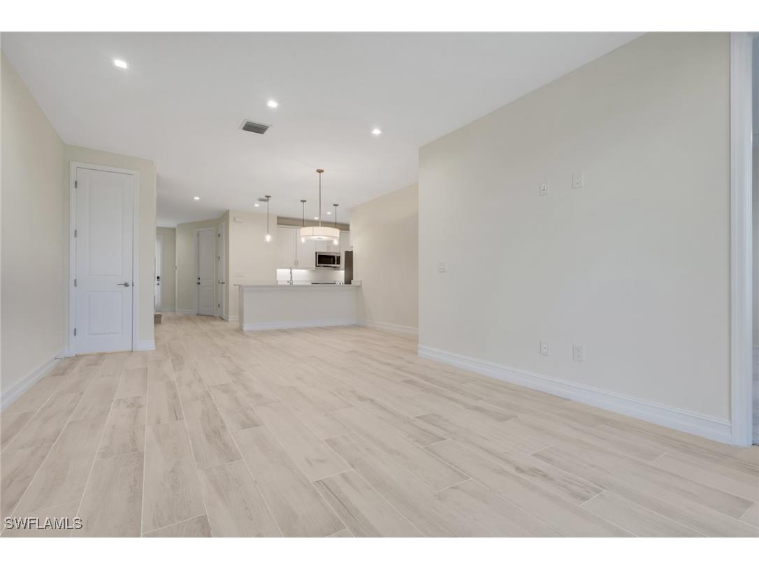 7540 Carnegie Way Naples FL 34119 226003905 image31