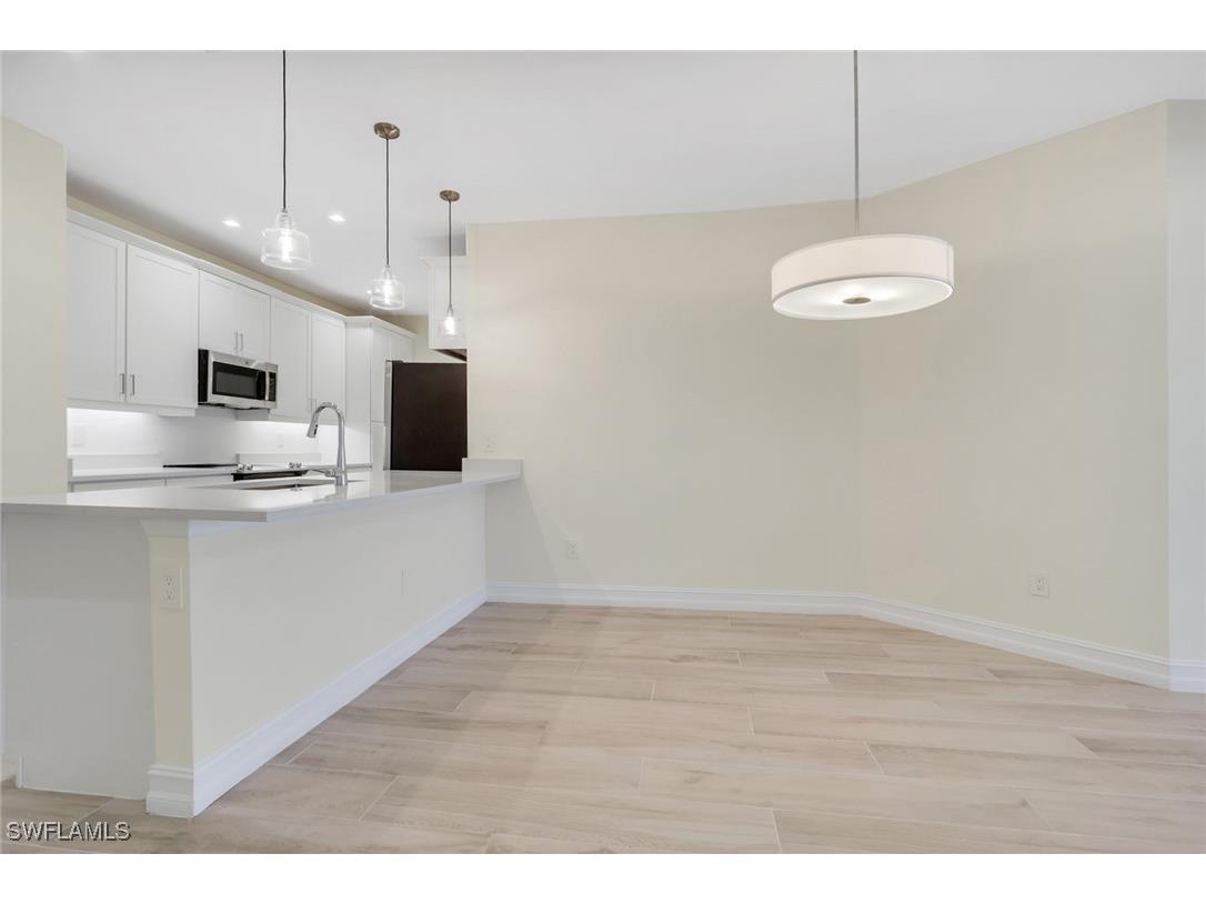 7540 Carnegie Way Naples FL 34119 226003905 image33