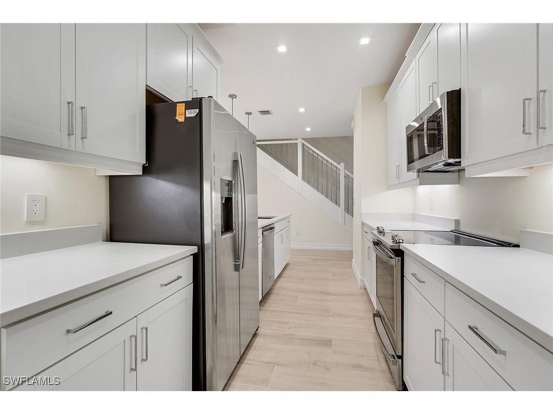 7540 Carnegie Way Naples FL 34119 226003905 image35