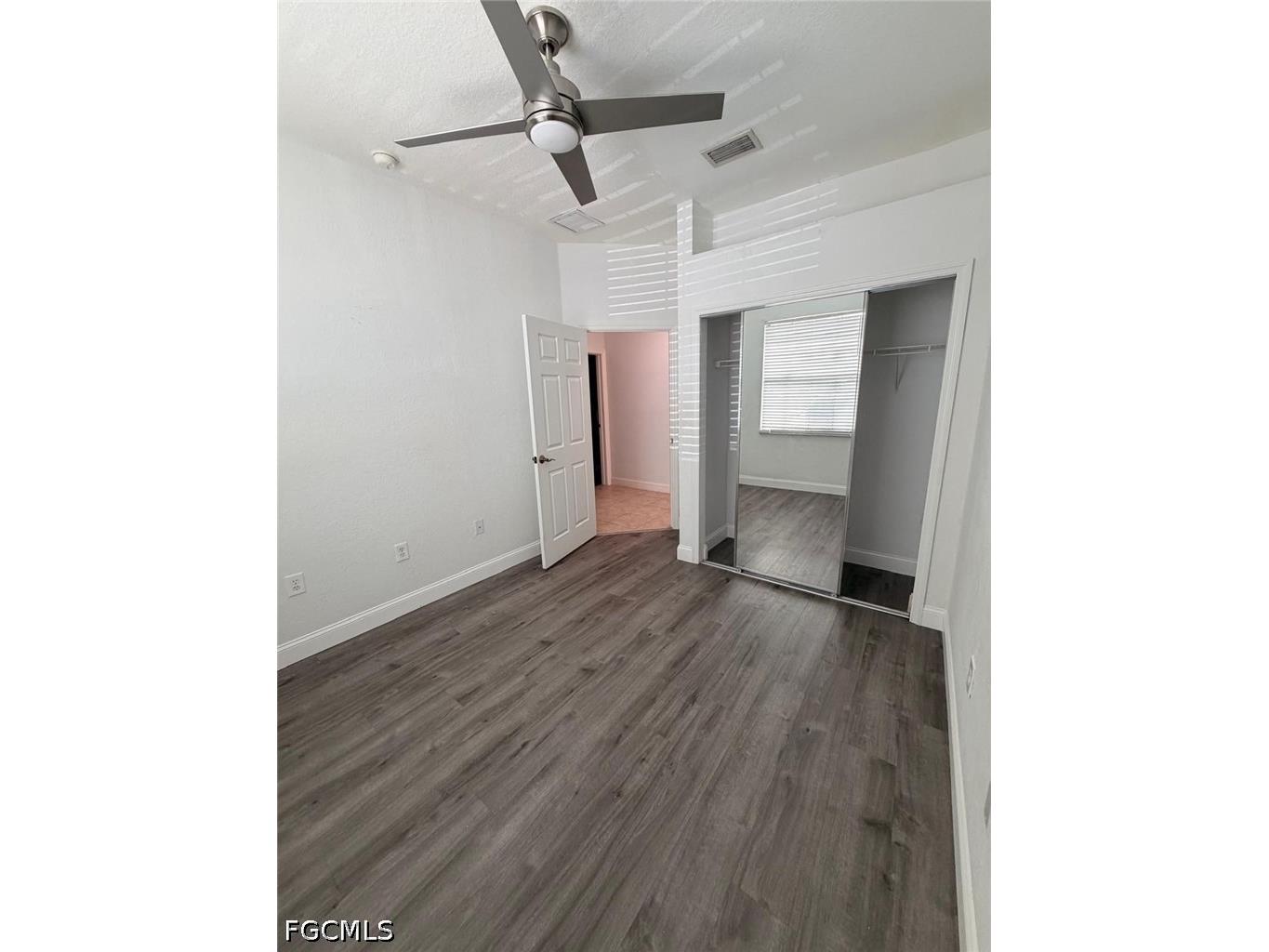 7542 Bristol Circle Naples FL 34120 2026024092 image10