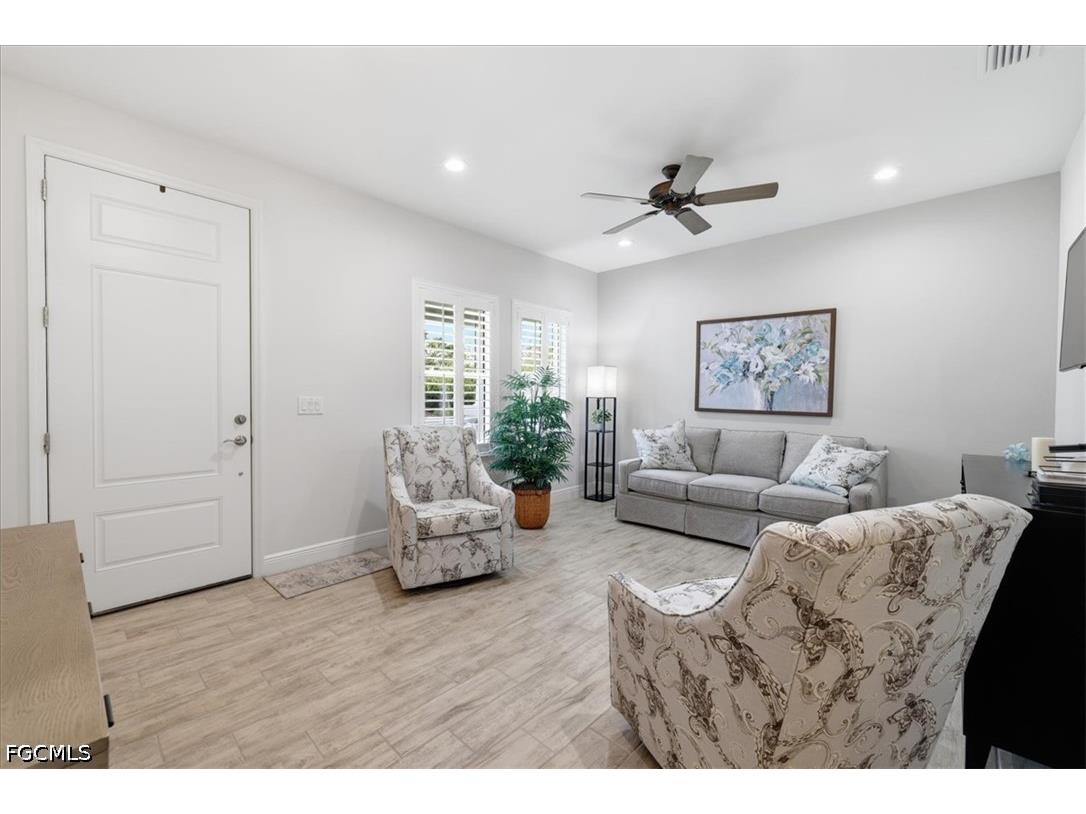 7542 Cypress Walk Drive Fort Myers FL 33966 2026019419 image10