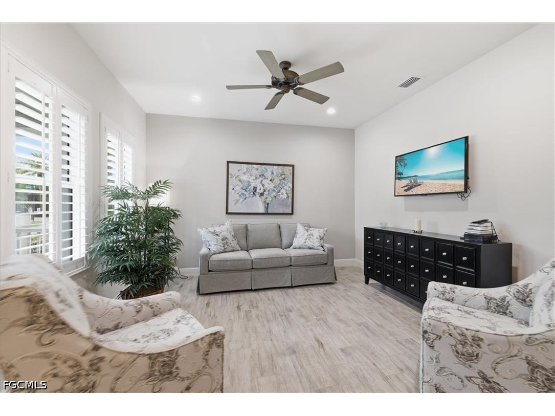 7542 Cypress Walk Drive Fort Myers FL 33966 2026019419 image12