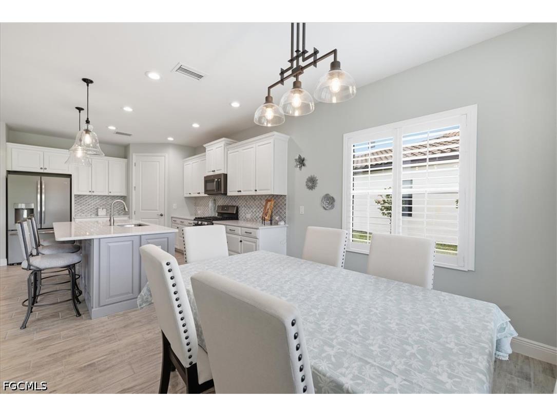 7542 Cypress Walk Drive Fort Myers FL 33966 2026019419 image15