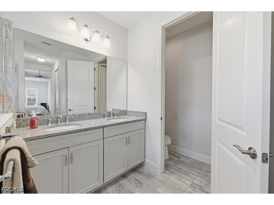 7542 Cypress Walk Drive Fort Myers FL 33966 2026019419 image25
