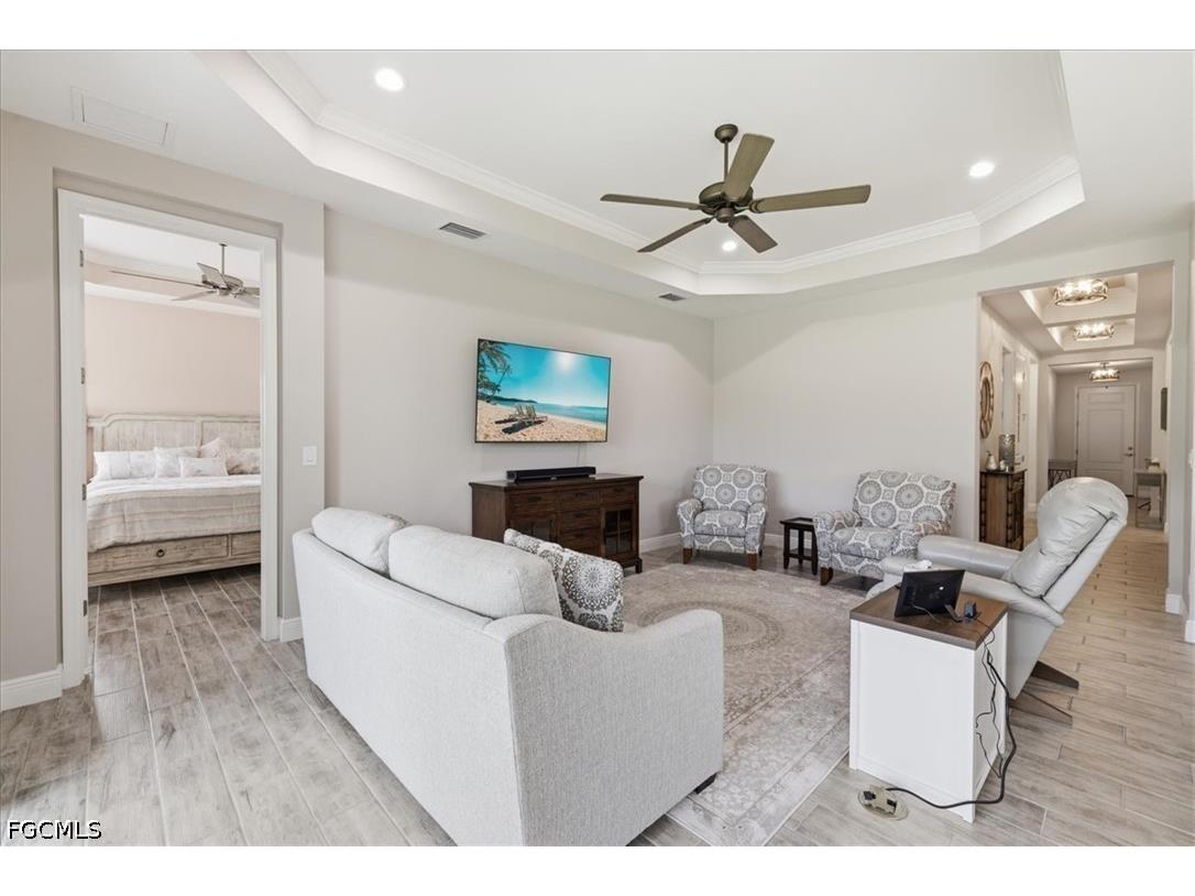 7542 Cypress Walk Drive Fort Myers FL 33966 2026019419 image4
