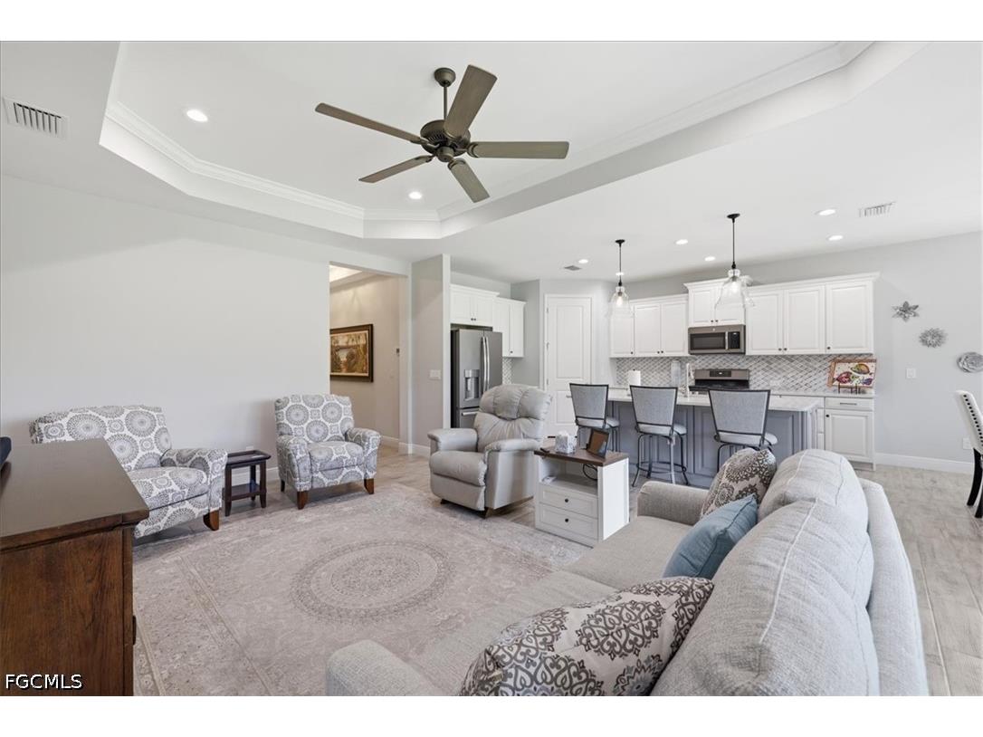 7542 Cypress Walk Drive Fort Myers FL 33966 2026019419 image6
