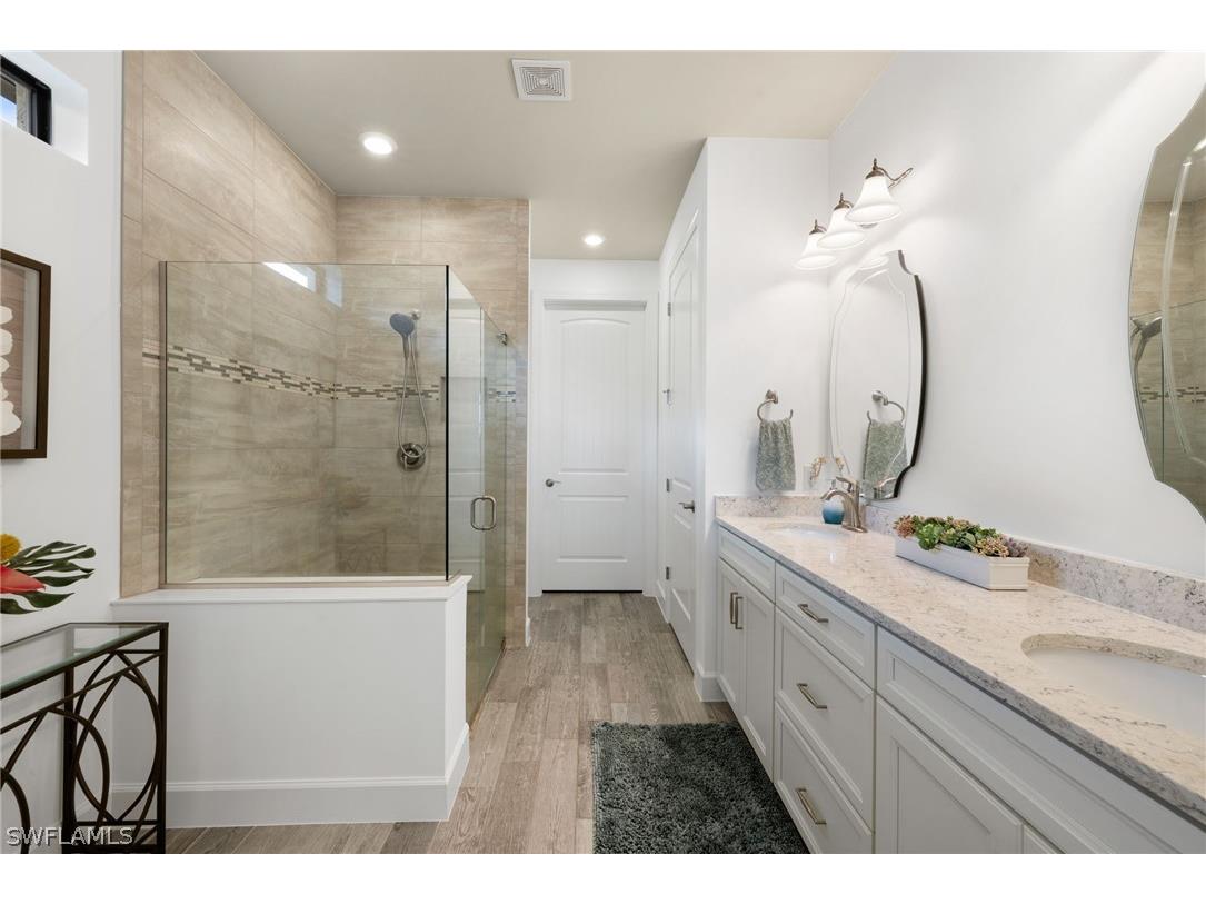 7545 Geranium Way Naples FL 34114 226009304 image22