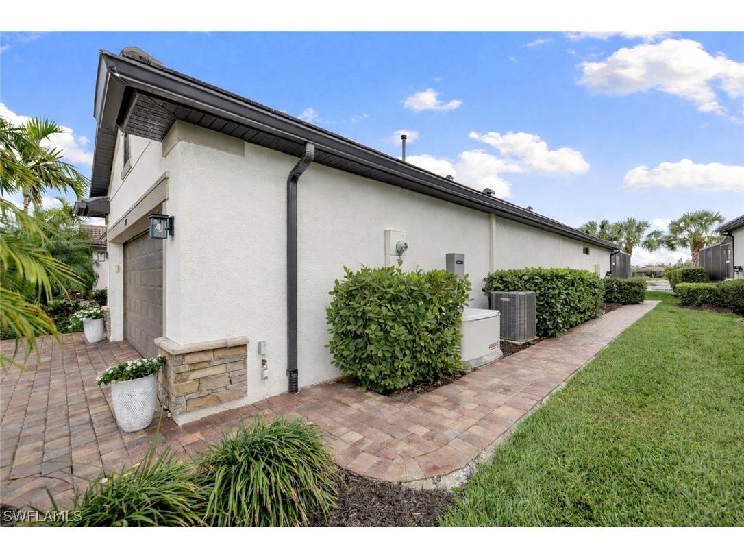 7545 Geranium Way Naples FL 34114 226009304 image38