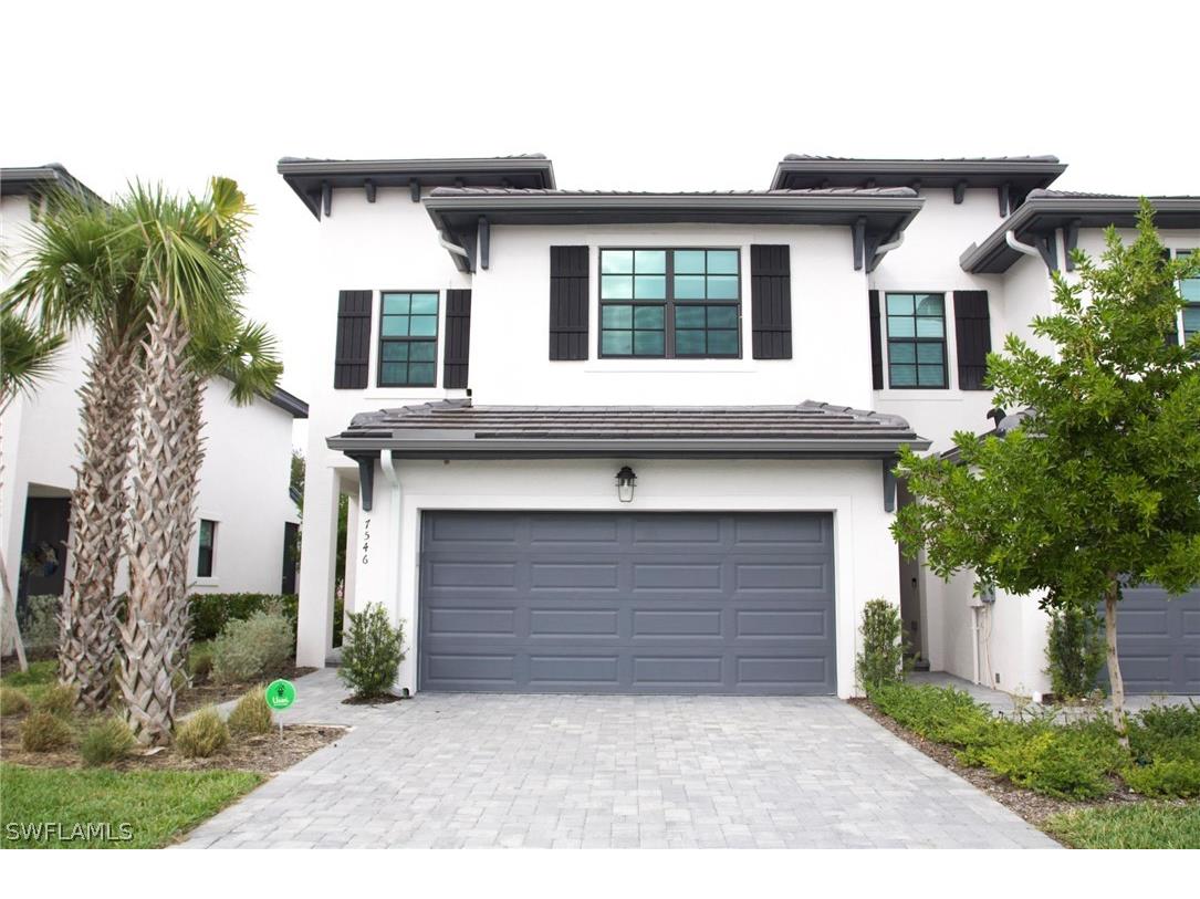 7546 Rockefeller Drive Naples FL 34119 224039603 image1