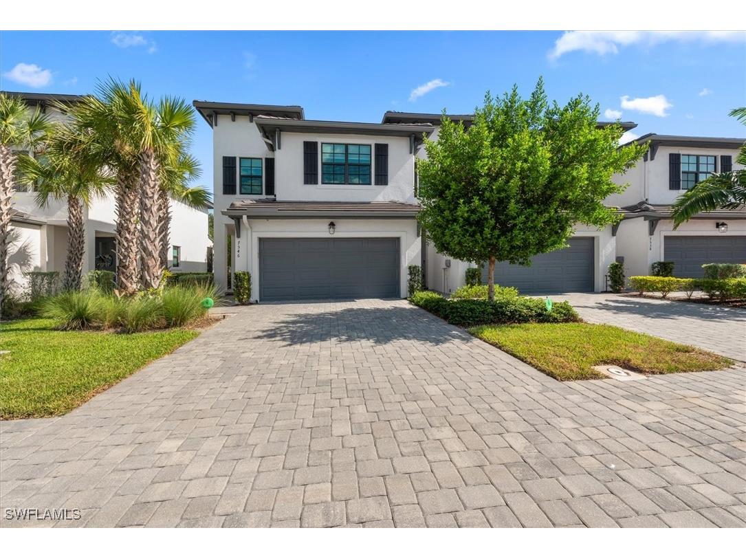 7546 Rockefeller Drive Naples FL 34119 225065250 image1