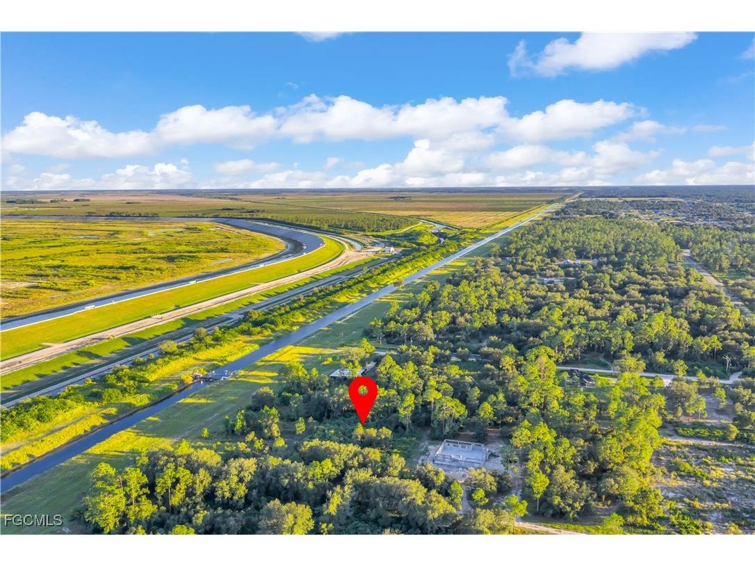 7547 22nd Place Labelle FL 33935 2025015452 image4