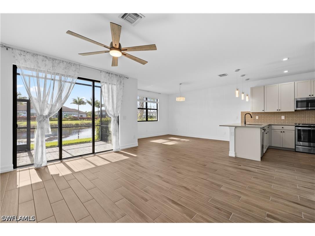 7548 Carnegie Way Naples FL 34119 226025364 image3