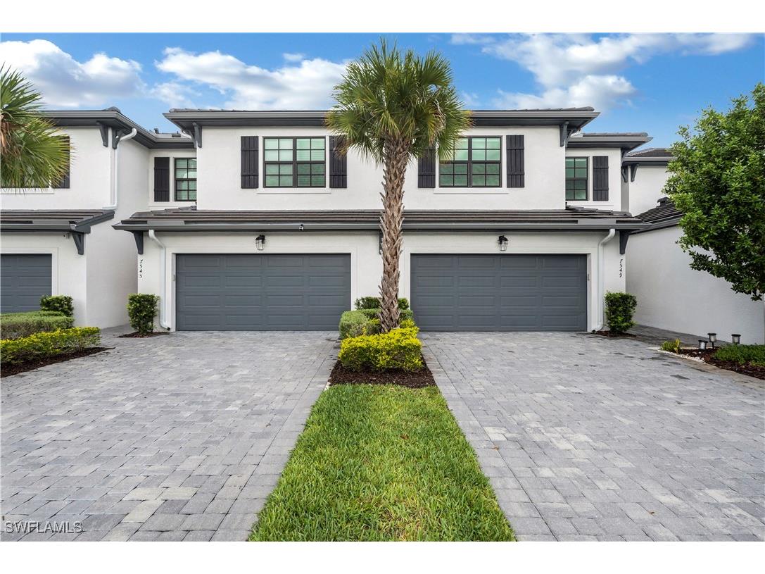 7549 Carnegie Way Naples FL 34119 225076357 image1