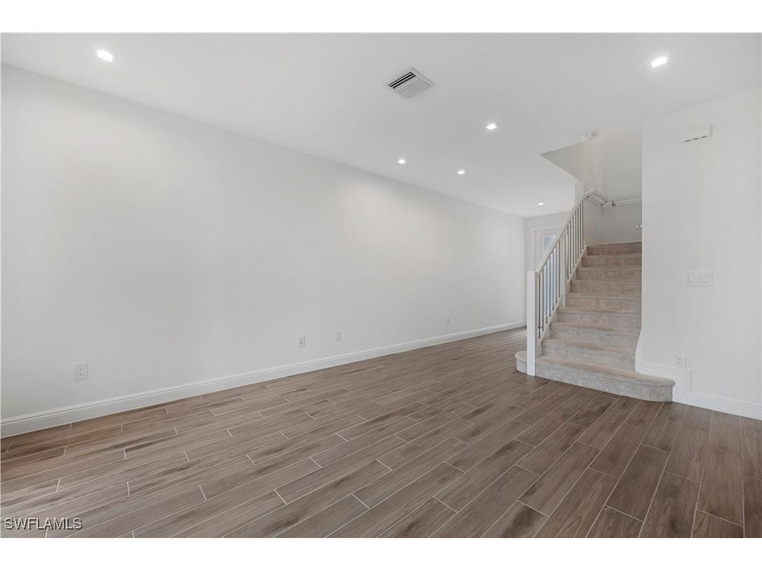 7549 Carnegie Way Naples FL 34119 225076357 image5