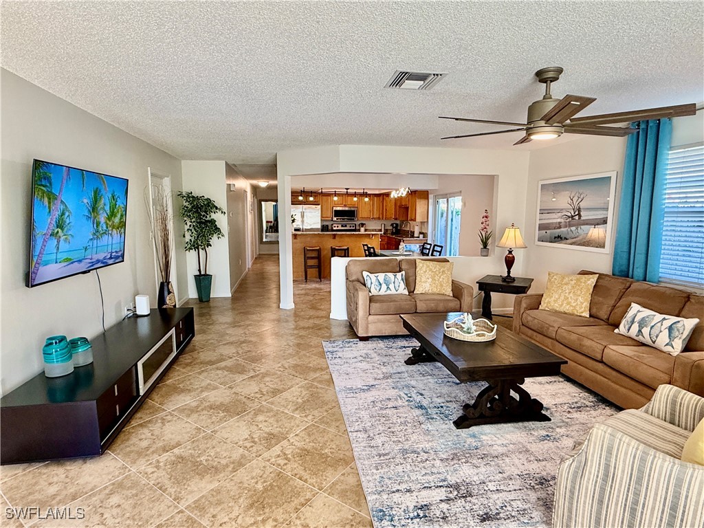 755 106th Avenue N Naples FL 34108 225078353 image1