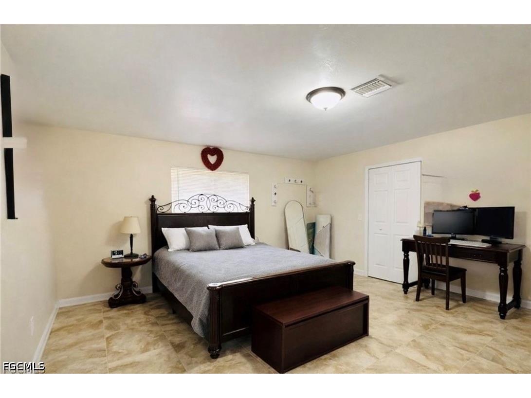 755 Arundel Circle Fort Myers FL 33913 2026007369 image10