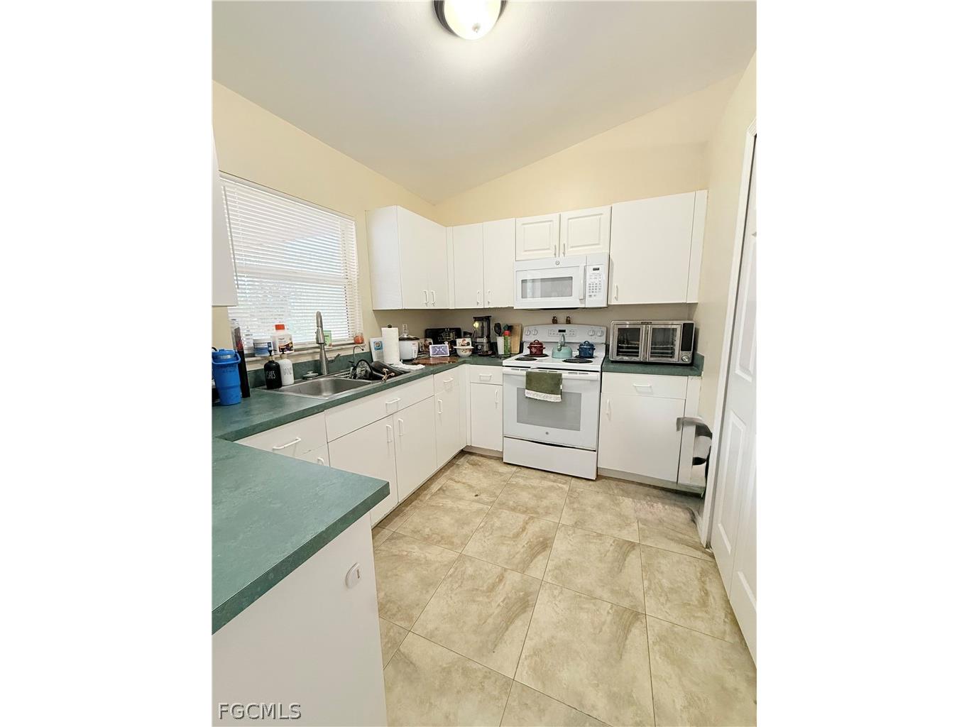 755 Arundel Circle Fort Myers FL 33913 2026007369 image7